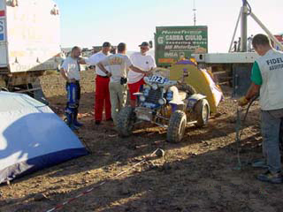 Joseph sur le Dakar 2001